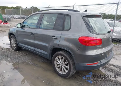 2018 Volkswagen Tiguan Limited 2.0T из США, поврежденный, VIN WVGAV7AX2JK002022